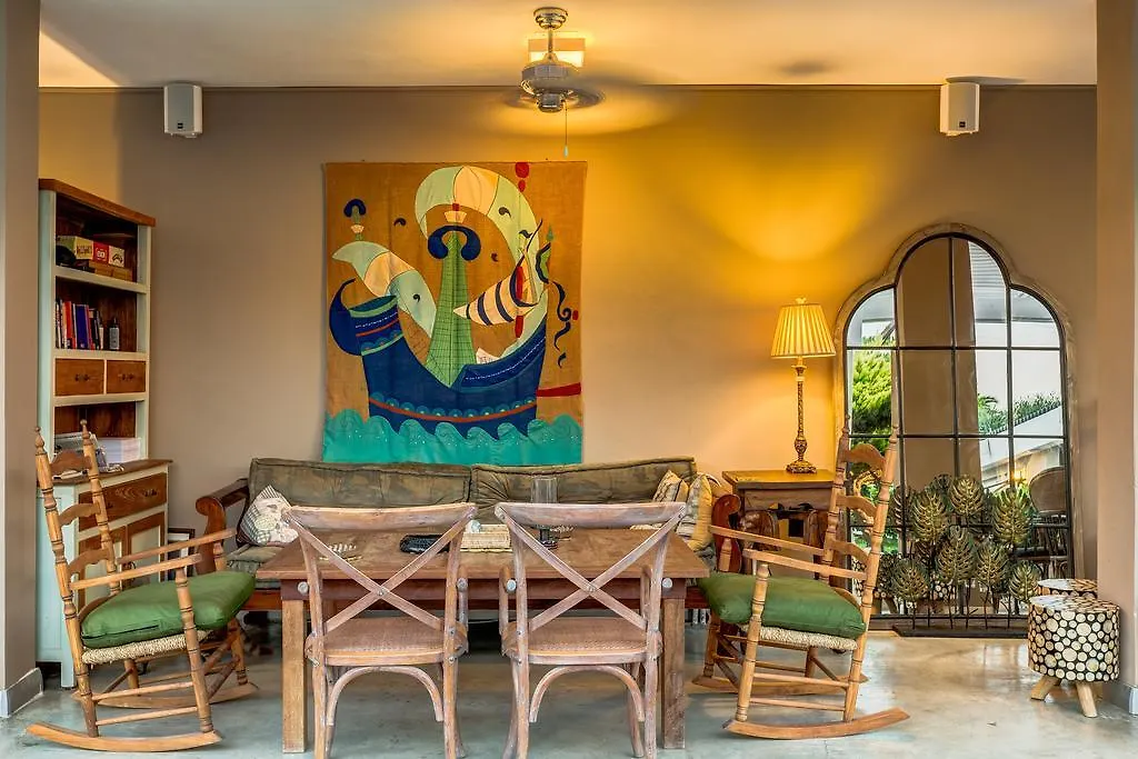 Villa Kore Çeşme 2*,