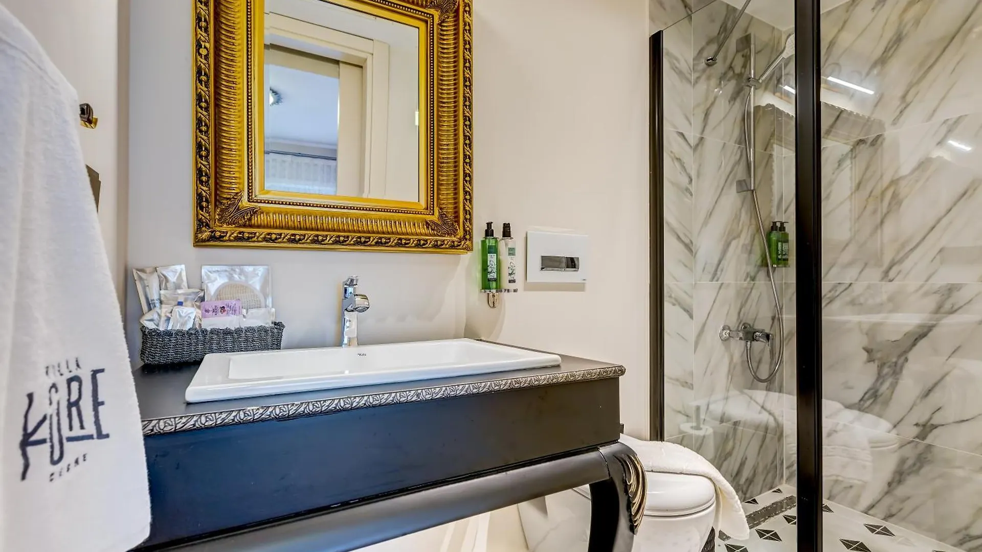 Villa Kore Cesme Hotel