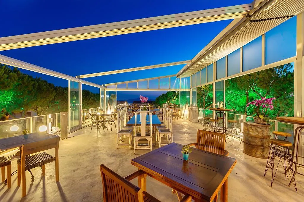 Villa Kore Cesme Hotel