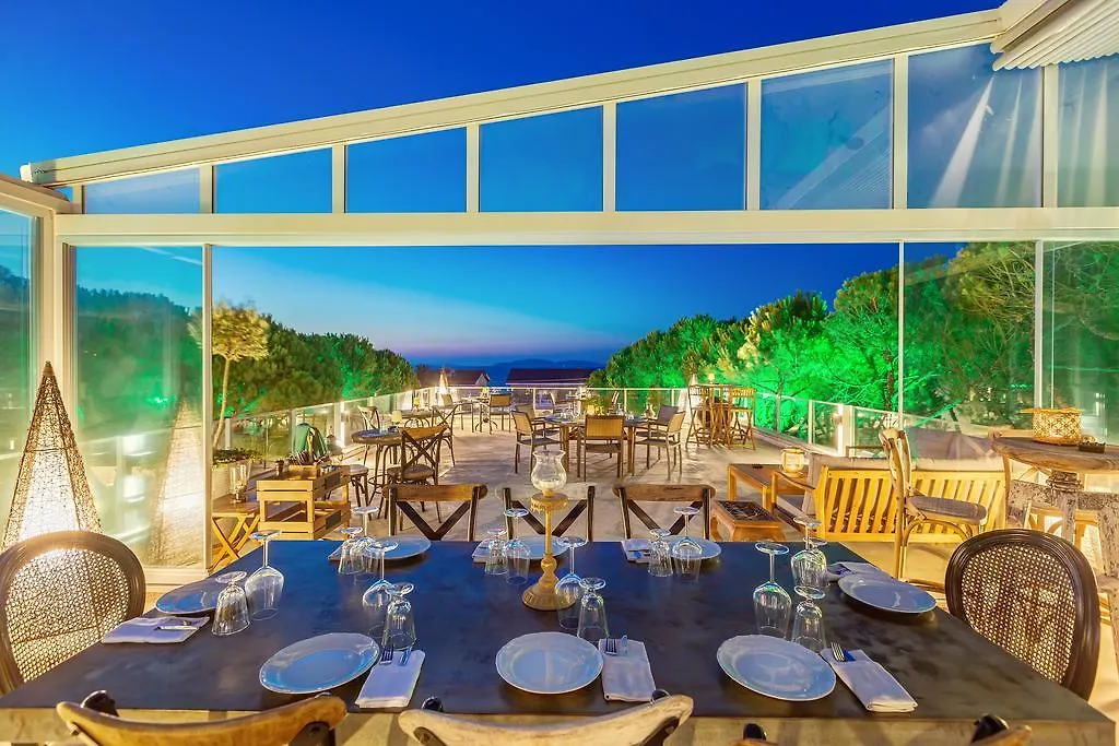 Villa Kore Cesme Hotel