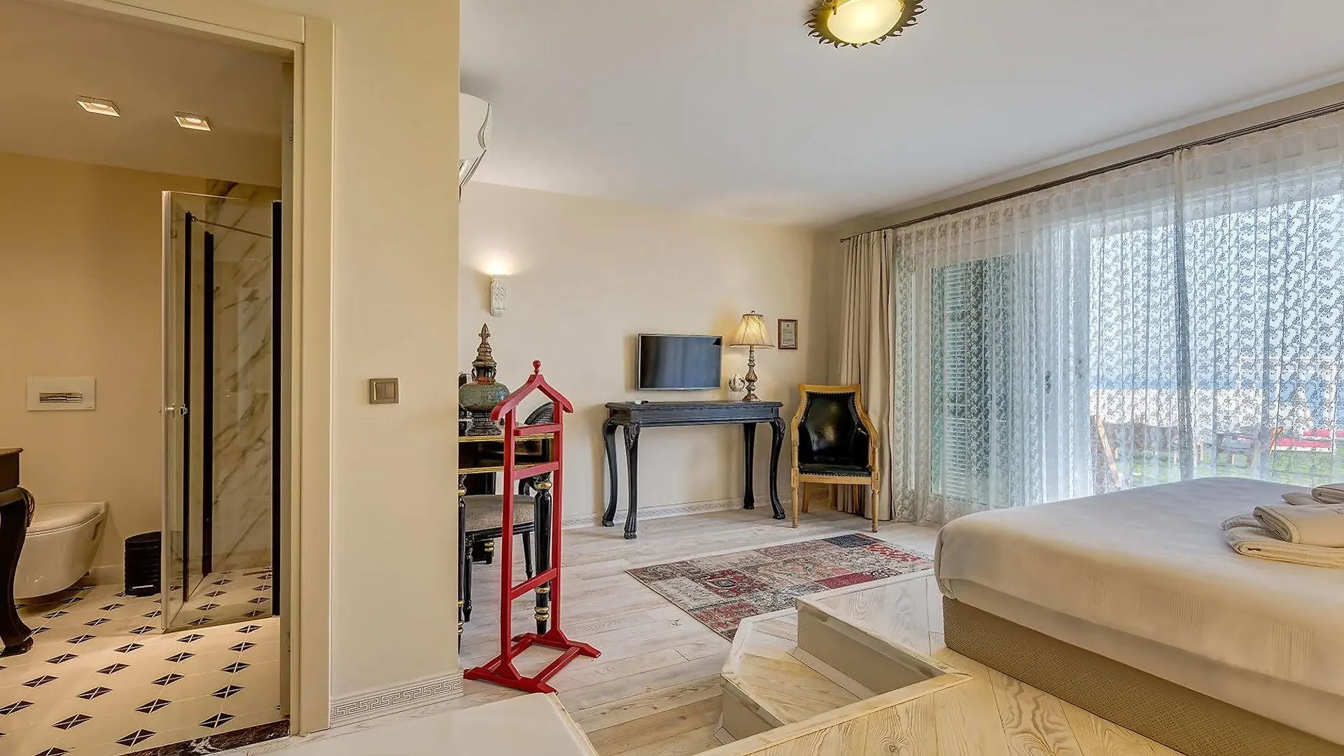 Villa Kore Cesme Hotel