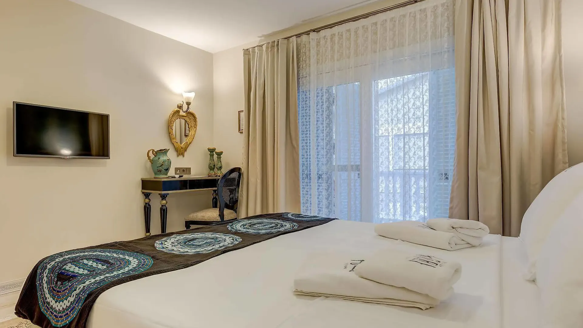 Villa Kore Cesme Hotel